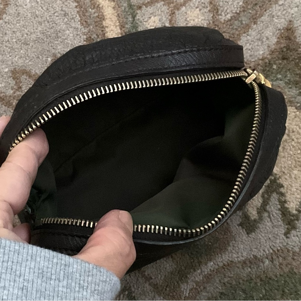 Gucci Leather Cosmetics Pouch Vintage - Picture 12 of 13